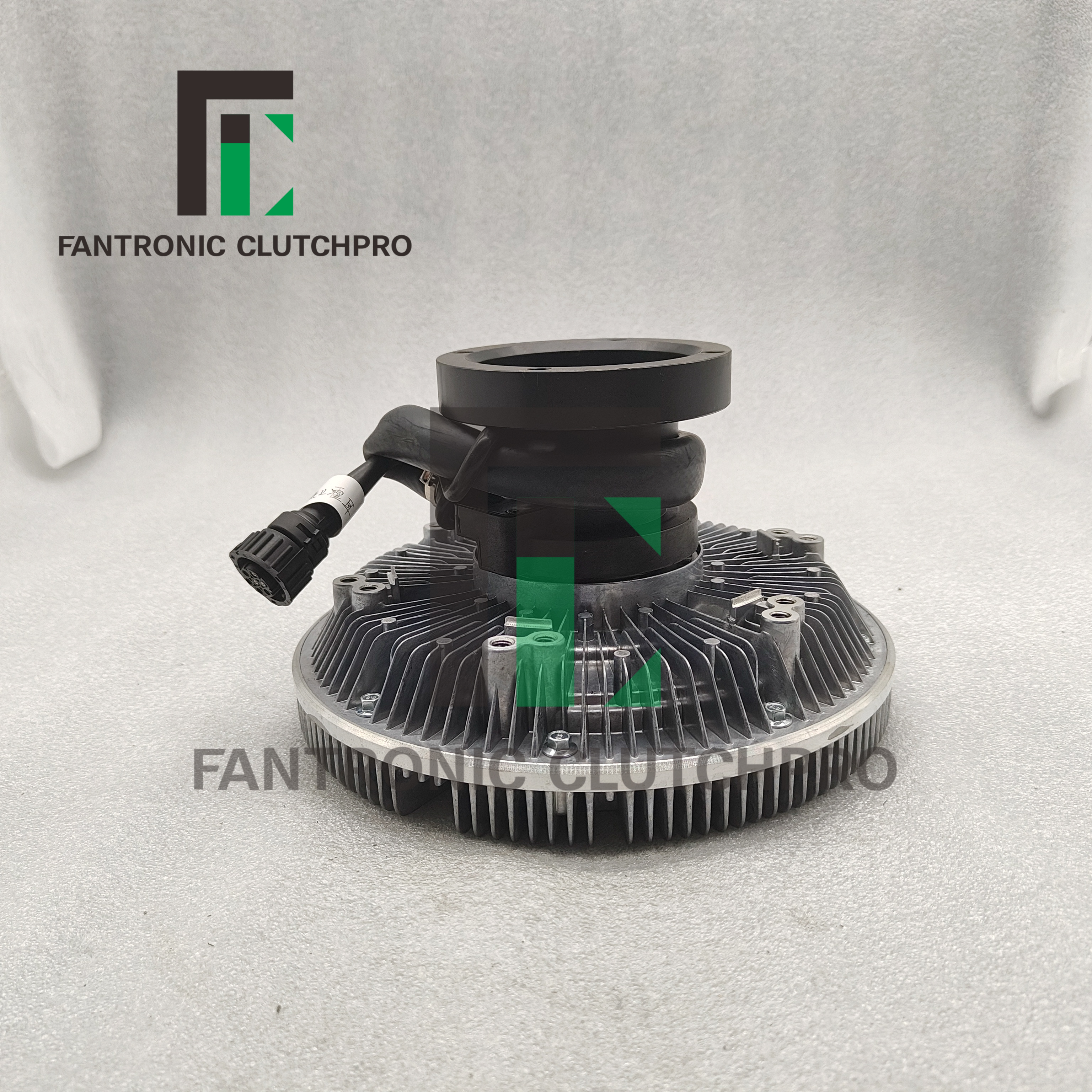 Volvo Trucks Fan Clutch Parts 85003135 20576186 21772668 21054616 85013142 21270991 85003102 033.228