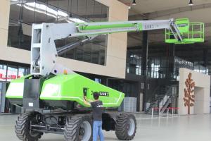 China Diesel Engine Telescopic boom lift 360kgs Platform Capacity Unrestricted factory