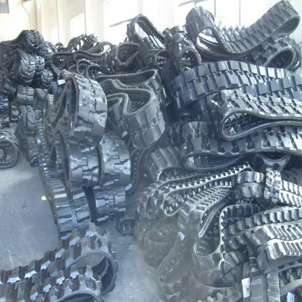 130mm Width Construction Rubber Crawler For Kobelco Ss1 72mm Pitch