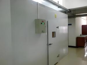 China 220V/380V Freezer Room with Temperature/Humidity Alarm and Polyurethane Foam Insulation Material factory