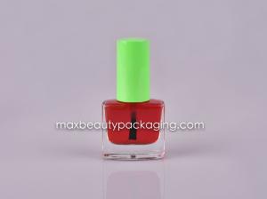 China UV solid color coating nail polish cap 10ml nail polish square bottle round brush plastic cosmetic nail polish packaging factory