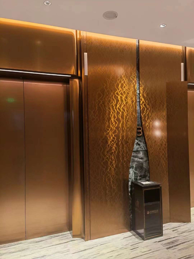 Grade 201 304 8K Mirror Finish Polish Stainless Steel Pattern with lines wavy pattern for decoration and design building