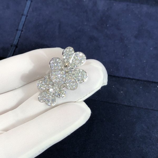 Van Cleef & Arpels 18k White Gold Frivole Between The Finger Ring Natural Vs Diamonds