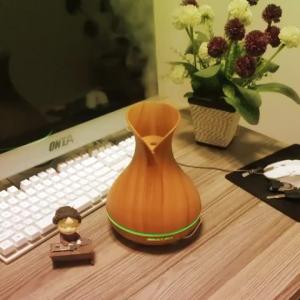 China Mini 130ml Wood Grain Humidifier Electric Household Office Indoor Ultrasonic Cool Mist Humidifier factory