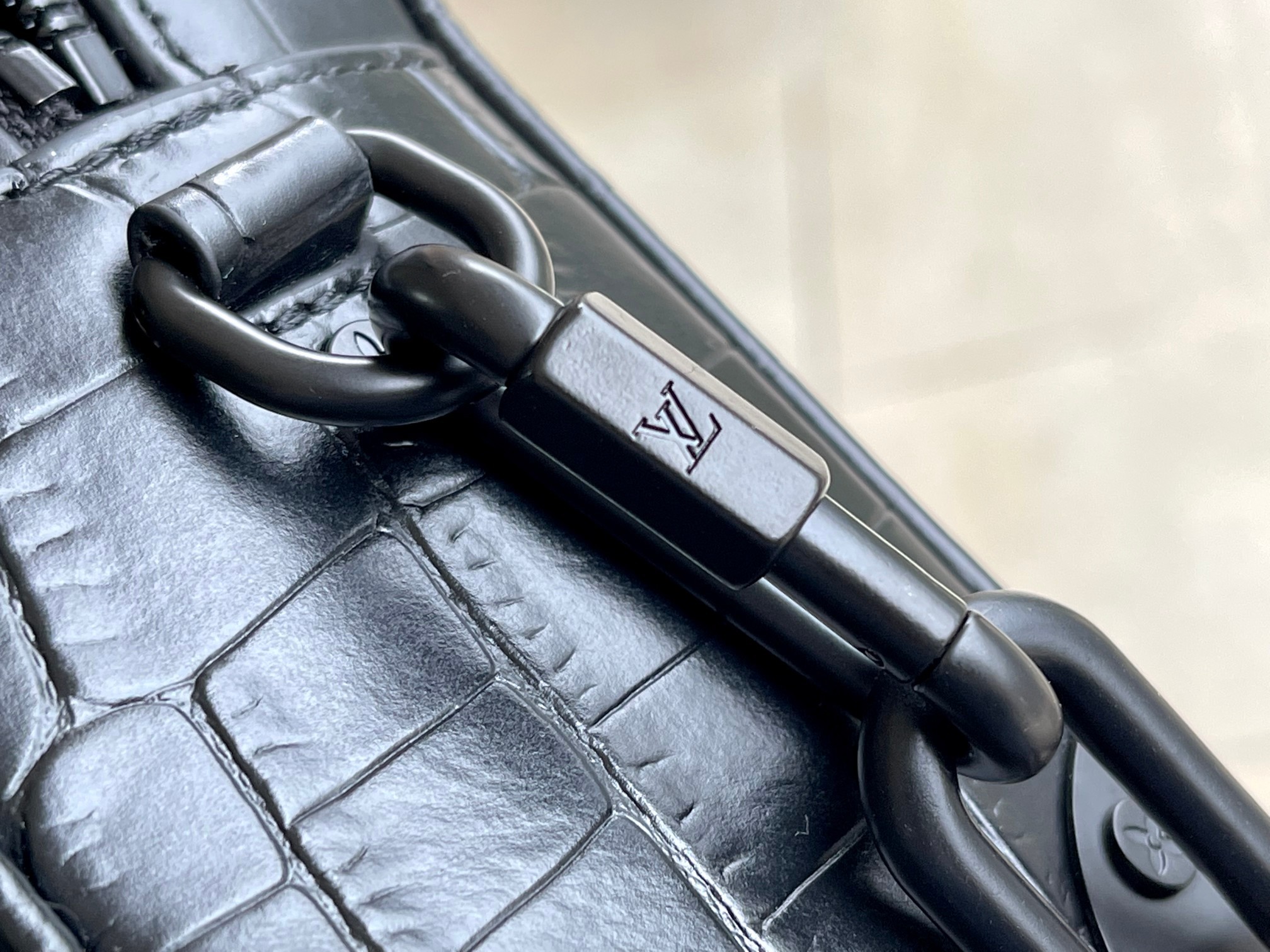 Crocodilien Matte Black Louis Vuitton LV Soft Trunk Mini Small Patent Leather