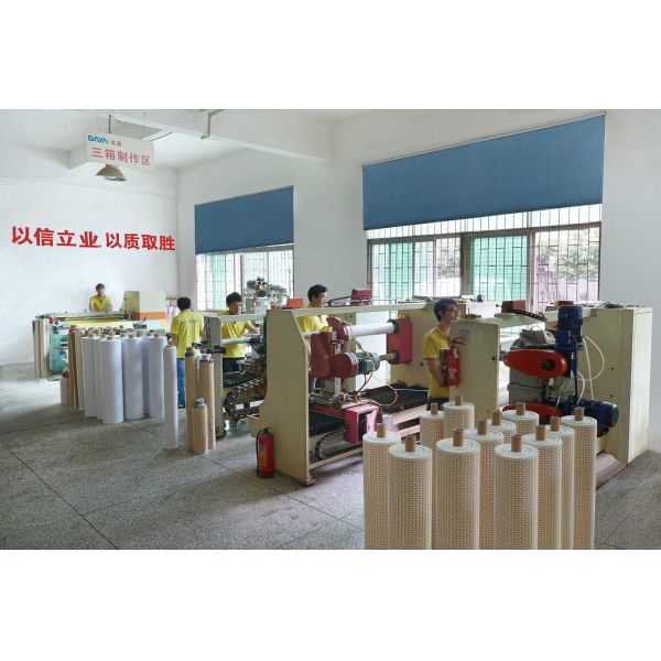 High Adhesive Strength Double Sided Carpet Tape Factory Hot Sale Pressure Sensitive Rubber for Masking