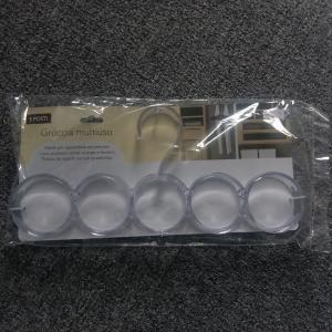 China Random Color Durable Ring Scarf Hanger Plastic For Shawl Towl Movable factory