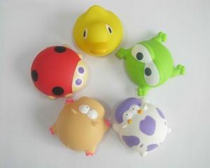 China Colorful Squirting Newborn Baby Bath Toys Sea Animal , Colorful Animal Bath Toys factory