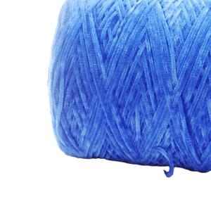 China 100% Velvet Polyester Chenille Yarn For Chunky Crochet factory