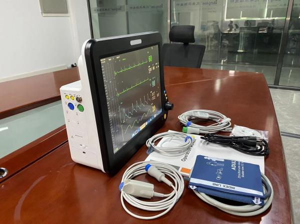 Medical Hospital Monitor Machine , Vital Signs Equipment For Monitoring SPO2 BP