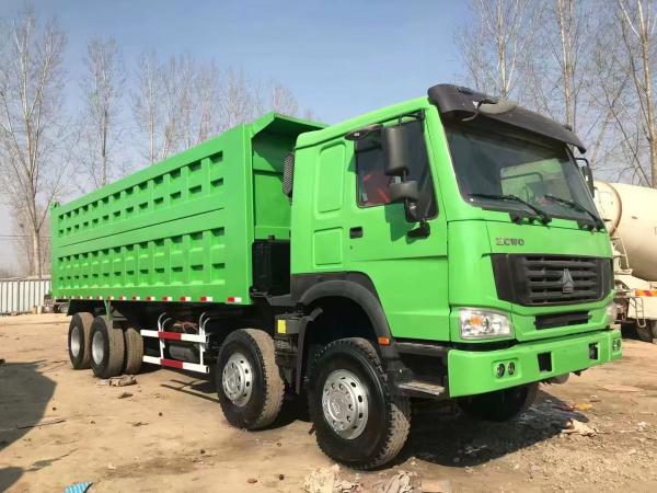 SINOTRUK 8*4 Made Earth Mover Vehicle for Smooth Manual Auto Earth Moving