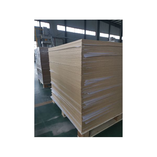 China 400-1200kg/M3 Reeded Vermiculite Board , Lightweight Vermiculite Fire Brick Sheet factory