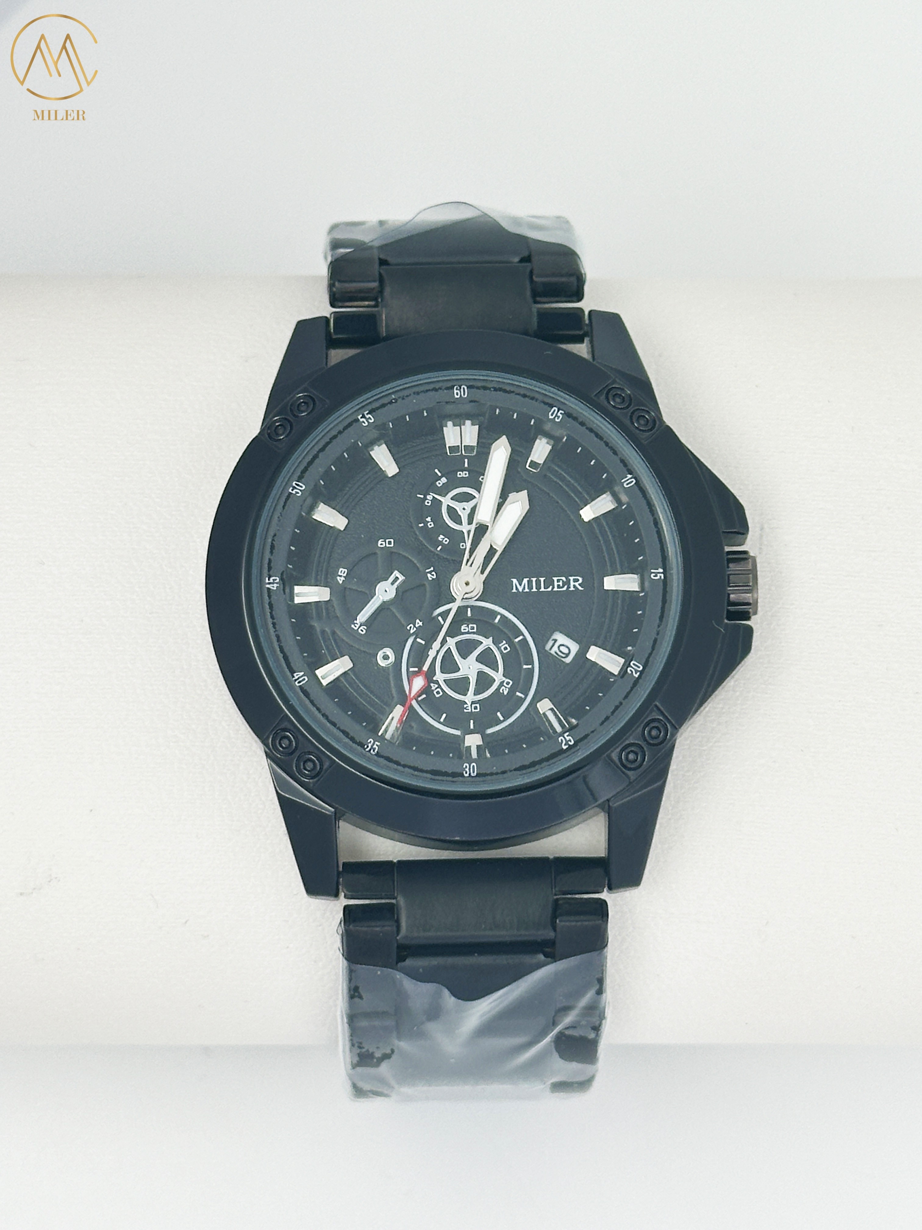 Custom Logo Fashion Business Three-Eye Chronograph Men′s Watch Quartz Movement