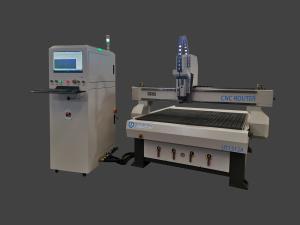 China DSP 3 Axis Woodworking CNC Wood Door Making Router Machine Vacuum Table factory
