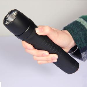 China Multi - Function 5W Magnetic Tactical Flashlight IP68 10400mAh Usb Led Flashlight factory
