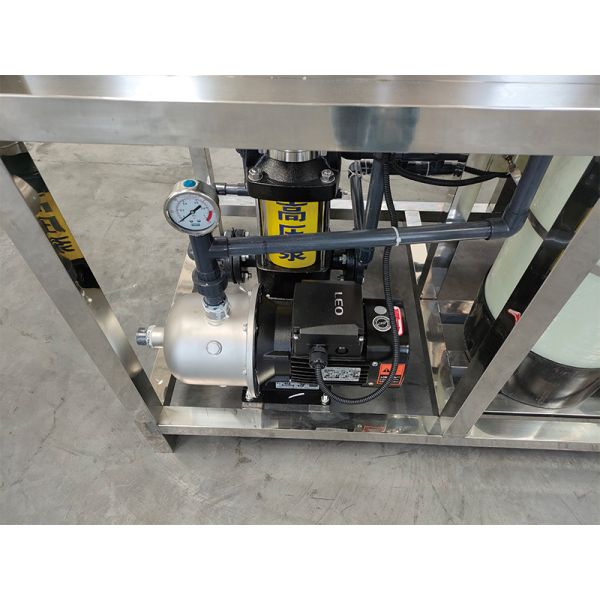 Industrial Reverse Osmosis Water Purification Filter with UF Module and 500L Capacity