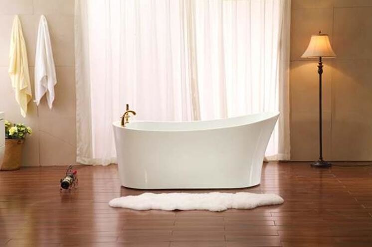 luxury free standing bathtub good design
