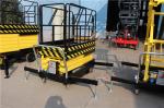 Yellow Mobile Scissor Lift Table Battery Operated Scissor Lift Lifting Max