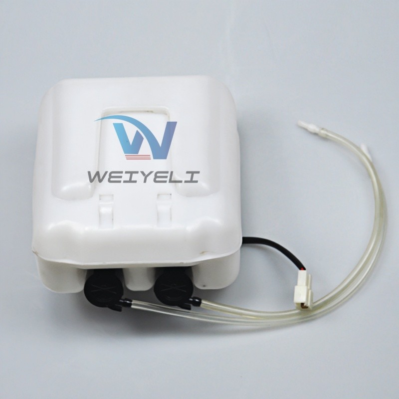 Excavator Washer Wiper Spray Bottle 85315-0B010 XGQS66X-1 For XCMG 12V / 24V