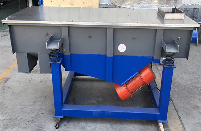 Industrial Rectangular Linear Vibrating Screen Electric Linear Vibrating Sieve