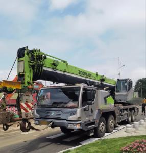 China ZTC350H Zoomlion Truck Crane 2019 May High Efficiency Heavy Construction Equipment factory