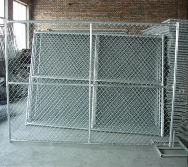 temporary chain link fence
