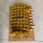 456-1837 CAT 305 306 307E2 308 Main Control Valve Driven By C2.4 Engine Mini