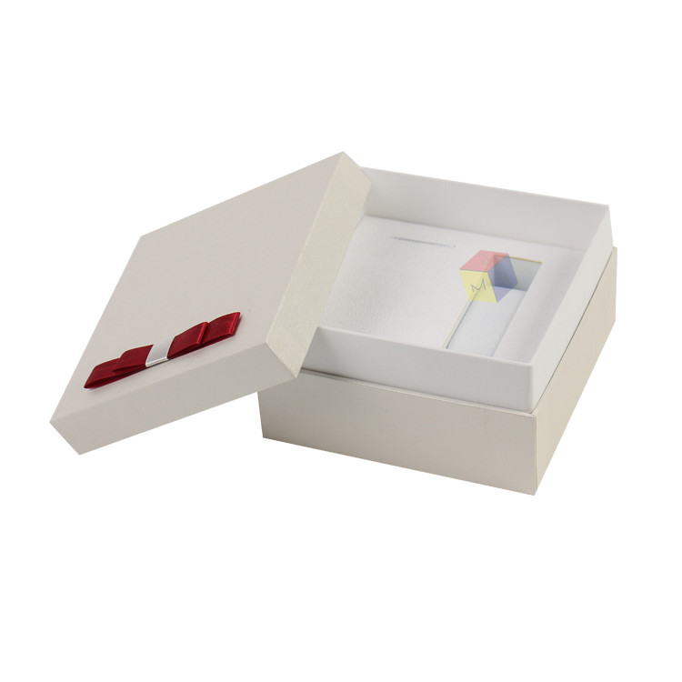 Cardboard Fashionable Watch Gift Box Customizable With Pillow Insert