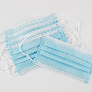China Eco Friendly Disposable Medical Face Mask Convenient 17.5*9.5cm Adult Size factory