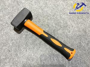 China Forged Steel Materials German Type Stoning Hammer With Black Powder Coated Surface And Plastic Handle factory
