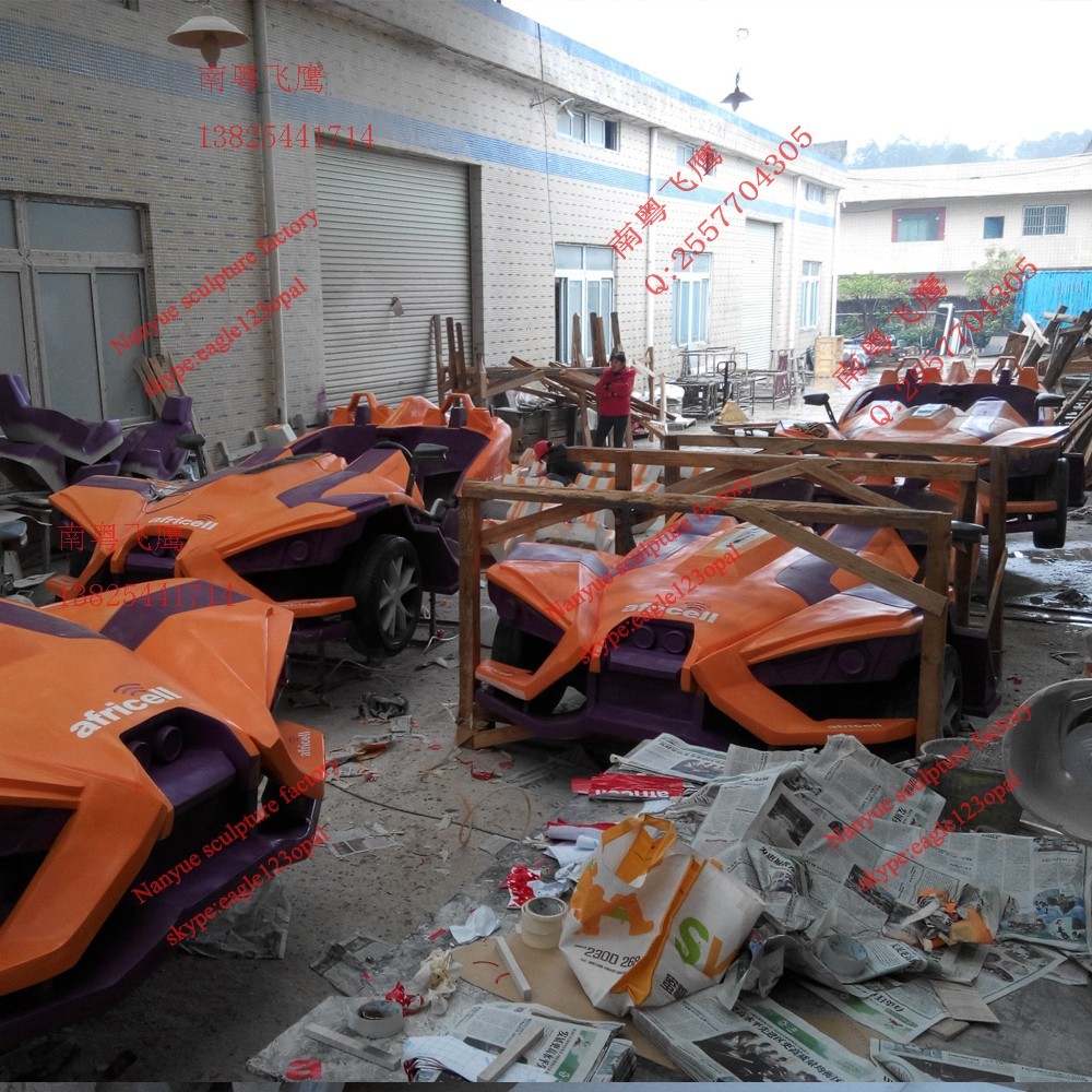 cartoon statue super car model multi-color fiberglass as decoration statue in shop/ mall /event