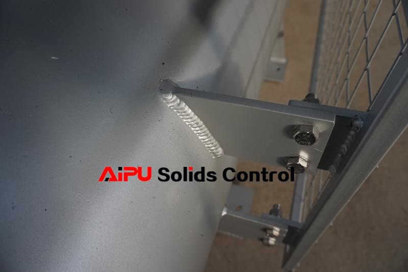 Auger feeder details