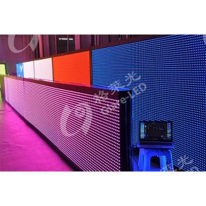 China Traffic Manage Led Message Mobile Vms Signs Boards Truck Mounted Led Displays factory