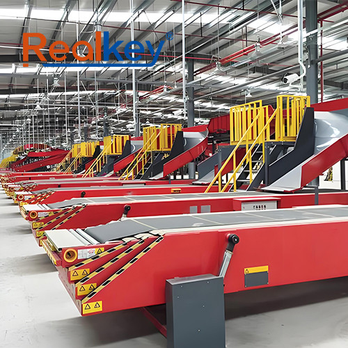 China Energy Efficient Telescopic Conveyor System Extendable With Advanced Designed factory