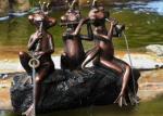 Outdoor Polyresin Three Frogs Water Fountain Spitters