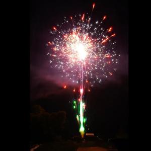 China Chinese Outdoor Big Consumer Cake Fireworks For Wedding Festival Celebration factory