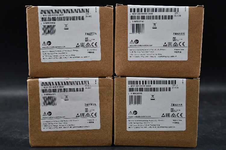 Siemens - PLC I/O Module for use with SIMATIC S7-1200 Series, 100 x 45 x 75 mm, Analogue, TM3, 24 V dc, SIMATIC