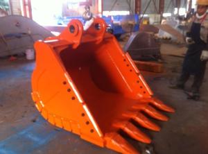 China Sharp Teeth Excavator Bucket with Durability Q355B NM400 Hardox500 0.25-4.3cbm Capacity factory