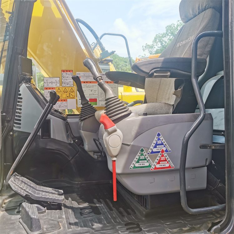 Original Hydraulic Valve Good Condition Used Komatsu PC130 Excavator in Shanghai