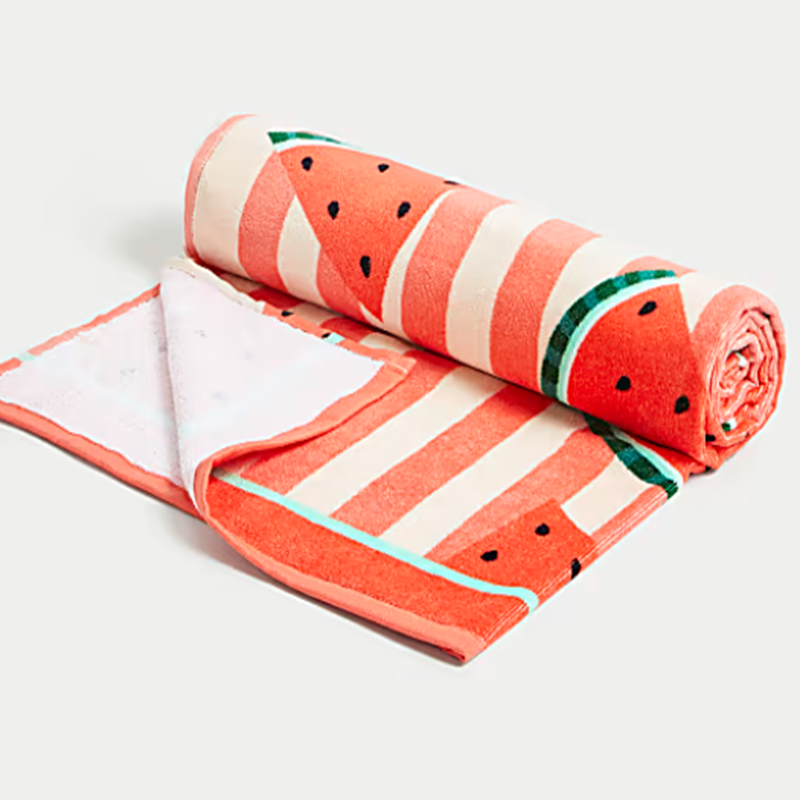 Pure Cotton Beach Towel with Vibrant Print - Quick-Drying and Lightweight Pool