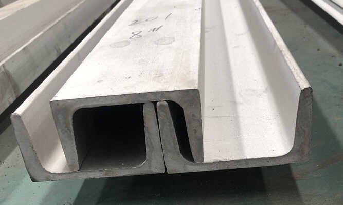 304 U Bending Stainless Steel Channel Bar BA AiSi Not Perforated