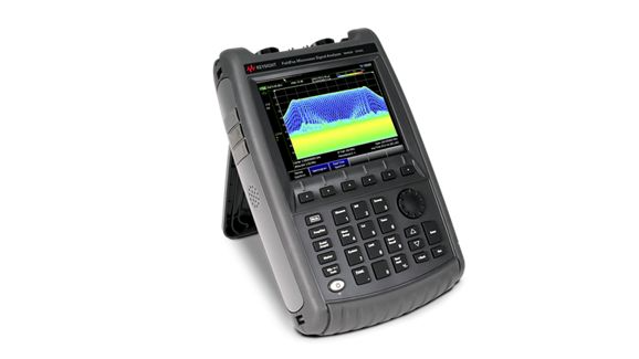 N9963B FieldFox Microwave Spectrum Analyzer Handheld 54 GHz portable