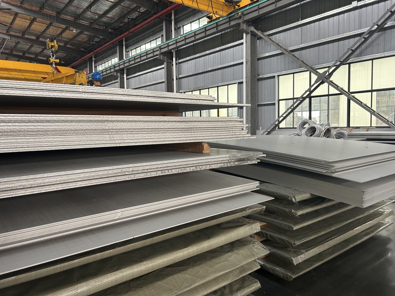 Milling 304 304L Stainless Steel 904l Sheet Astm BA Surface Bending