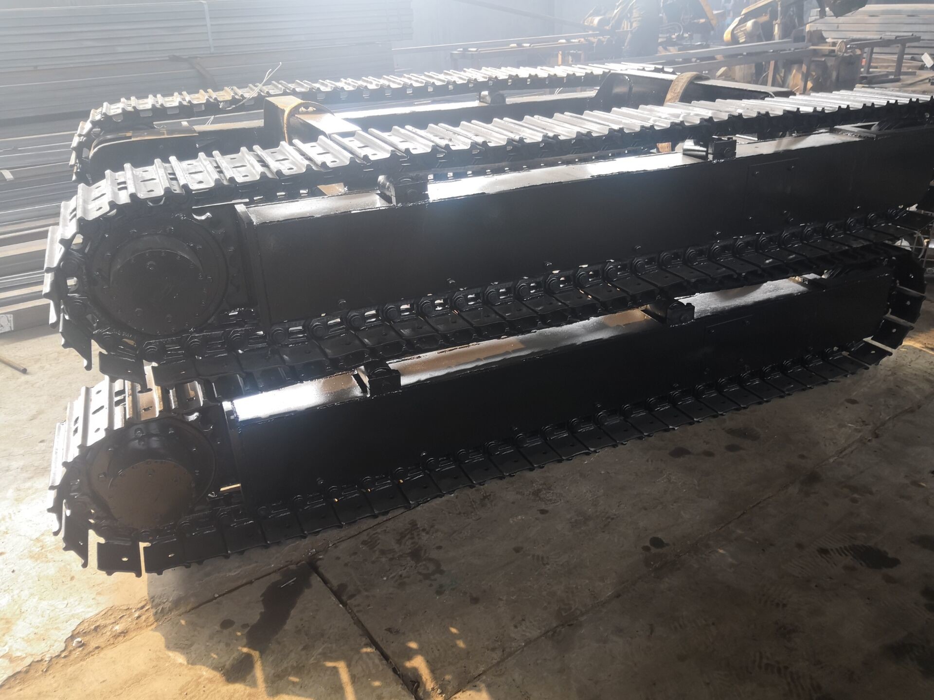 Drilling Rig Platform For Easy Transportation 3-5MT Loading Capacity Crawler Track Undercarriage
