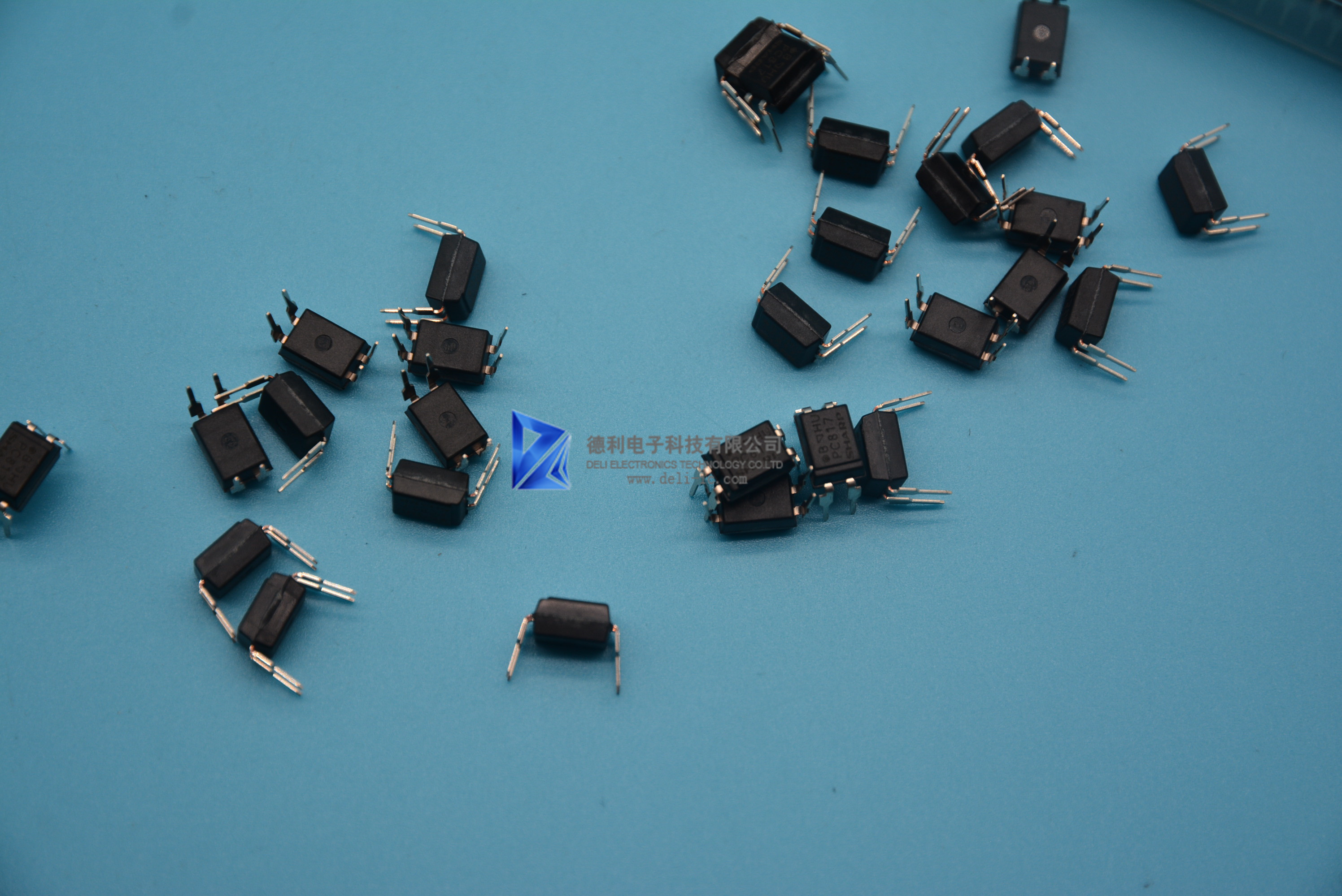PC817XJ000F 4 Pin Dip 5.0kV 5mA General Purpose Photocoupler
