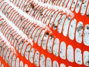 China Orange Snow Barrier Fence Makes Installation Very Easy factory
