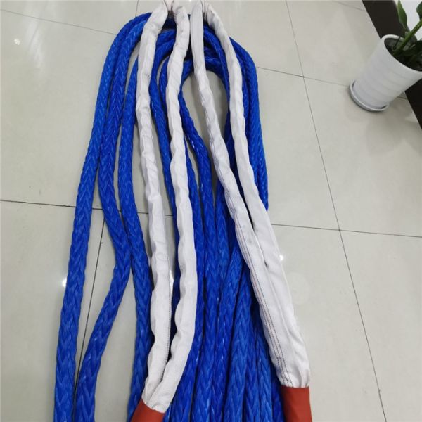 China Synthetic Fiber Mooring 12 Strand Uhmwpe Rope Braided For Marine factory