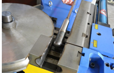 PLC Mandrel Manual Hydraulic Pipe Bender 3.5 Inches Capacity 89Mm