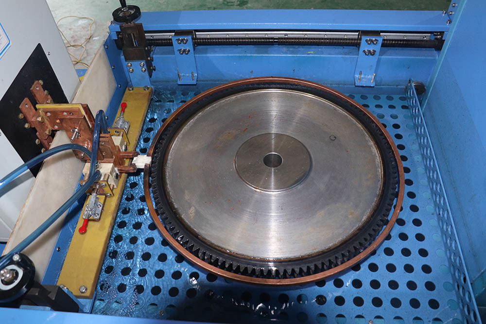 PLC Gear Induction Hardening Machine SGS Induction Quenching Equipment