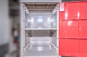 China Eight Tier ABS Material Swimming Pool Lockers 1810 X 310 X 460 For Gymnasium factory